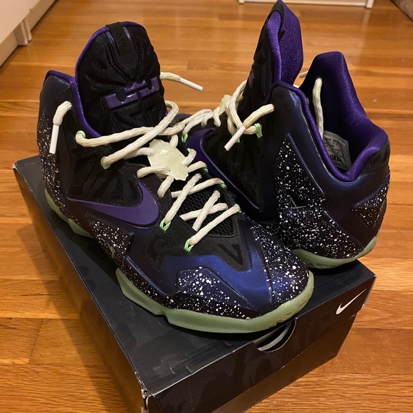 LeBron 11 Nike iD 🎨🌌 - Picture 1 of 5